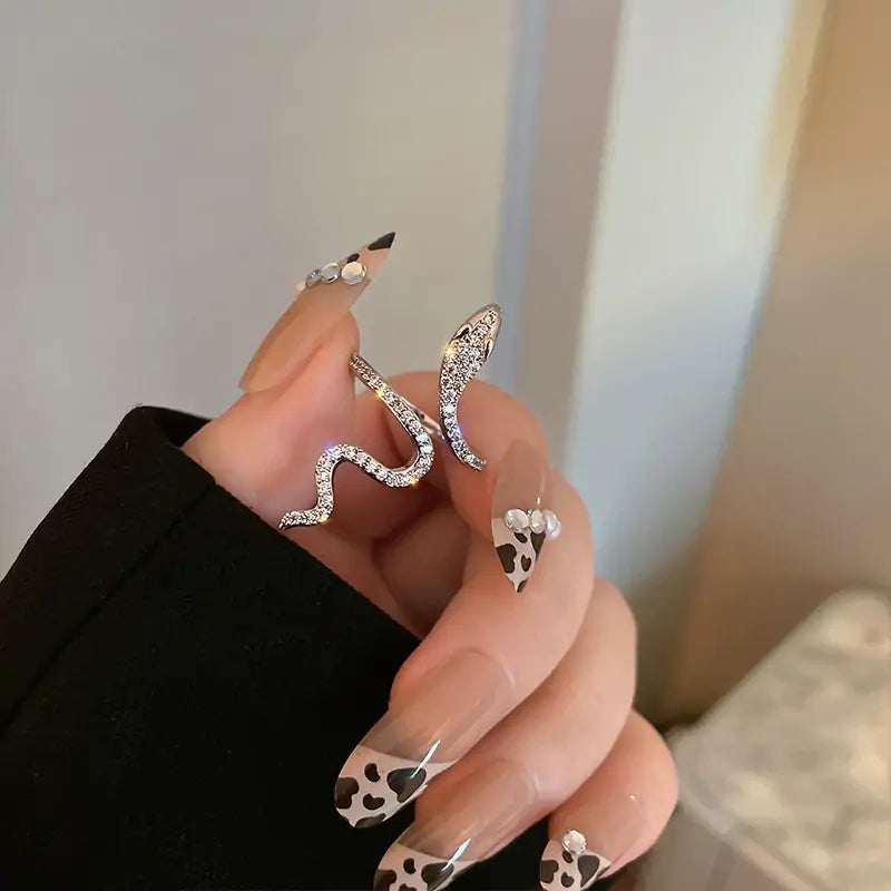 Punk Dazzling Snake Ring-What About Noah