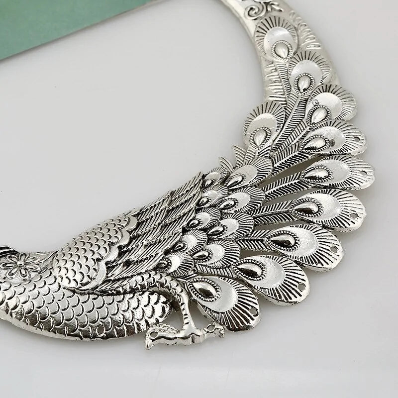 Retro Carved Peacock Chunky Collar Choker-What About Noah