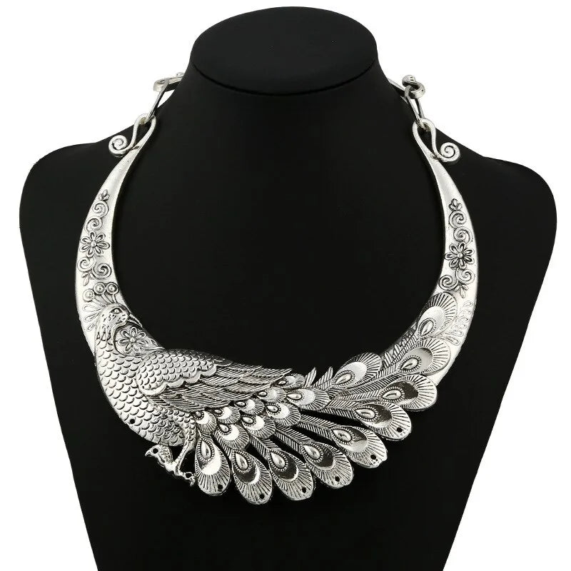 Retro Carved Peacock Chunky Collar Choker-What About Noah